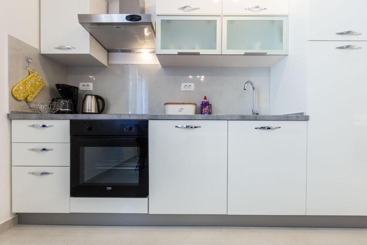 Petra Modern Apartment With Free Parking And Bbq Ζαντάρ Εξωτερικό φωτογραφία