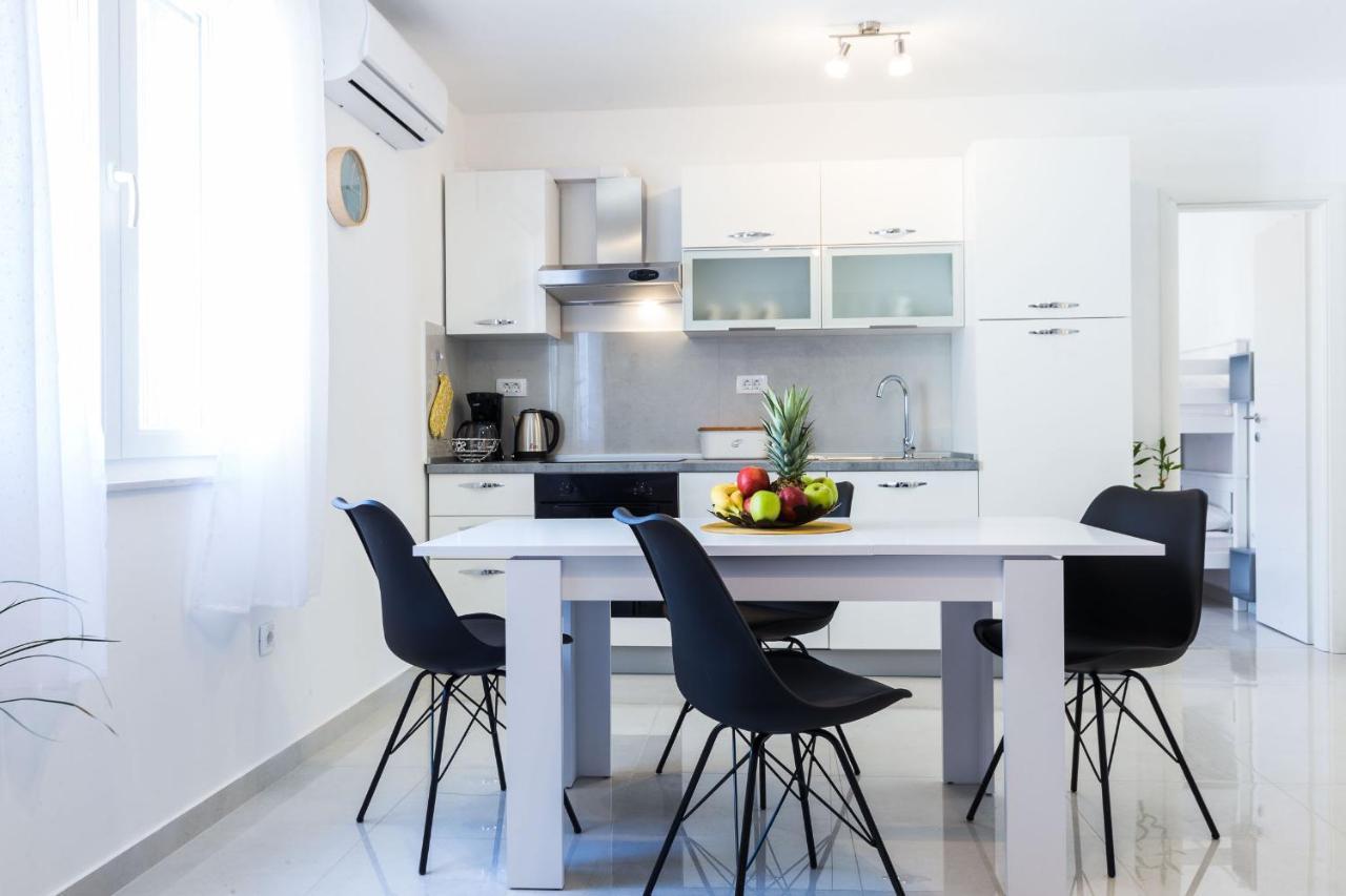 Petra Modern Apartment With Free Parking And Bbq Ζαντάρ Εξωτερικό φωτογραφία