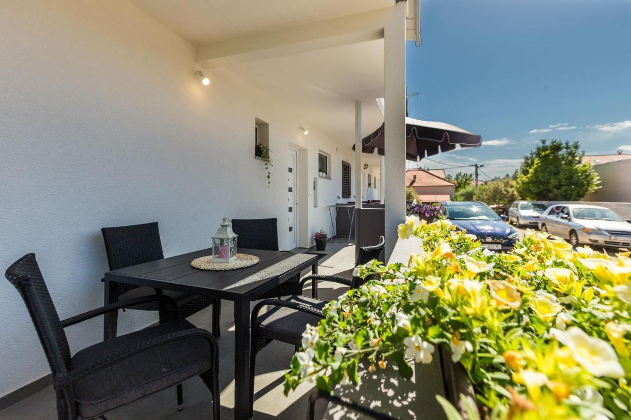 Petra Modern Apartment With Free Parking And Bbq Ζαντάρ Εξωτερικό φωτογραφία